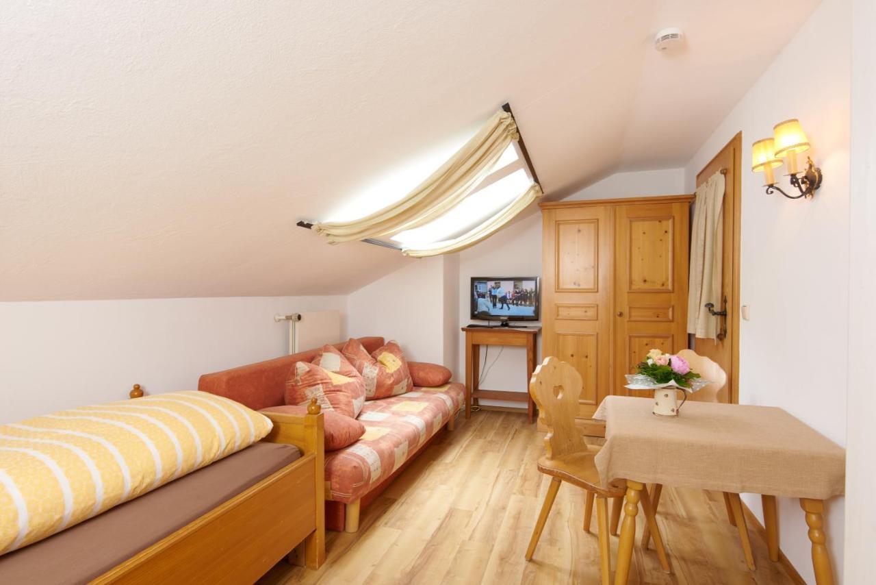 Alter Ziehbrunnen Hotel Bad Endorf Ngoại thất bức ảnh