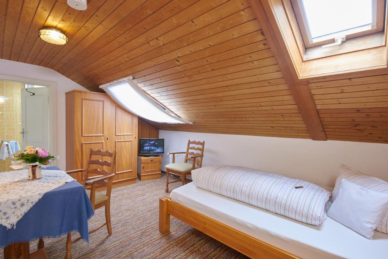 Alter Ziehbrunnen Hotel Bad Endorf Ngoại thất bức ảnh