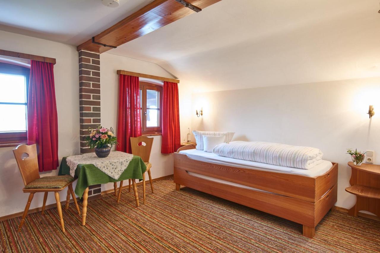 Alter Ziehbrunnen Hotel Bad Endorf Ngoại thất bức ảnh