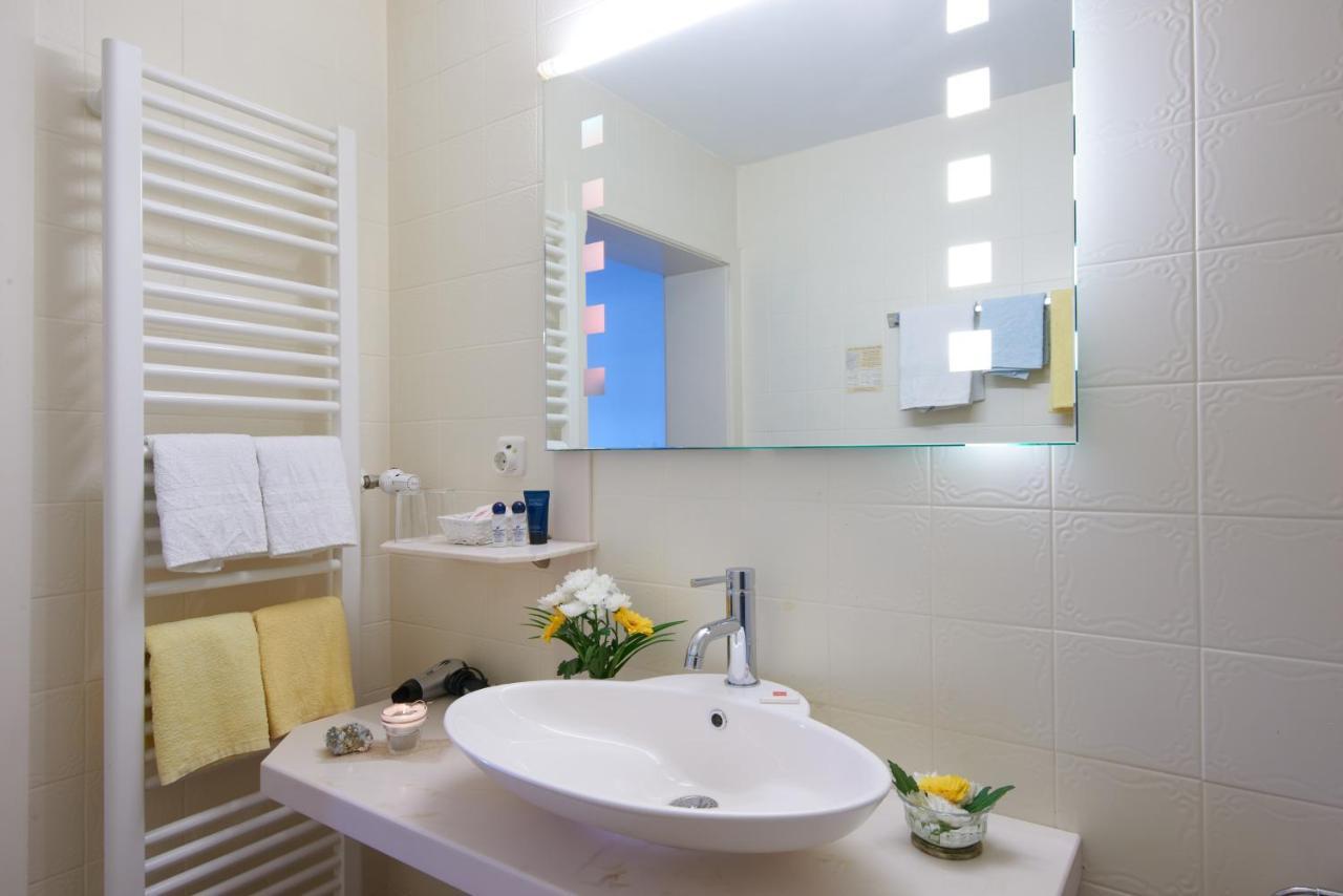 Alter Ziehbrunnen Hotel Bad Endorf Ngoại thất bức ảnh