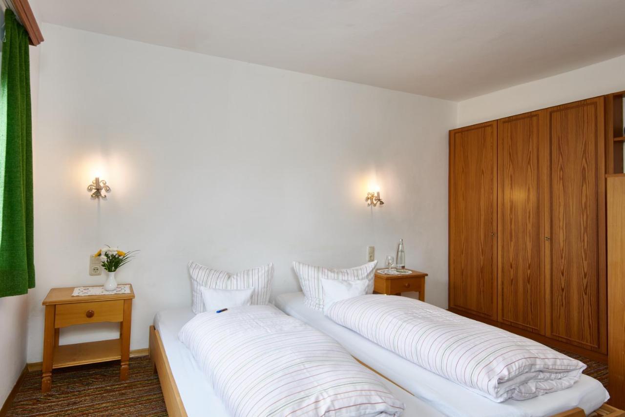 Alter Ziehbrunnen Hotel Bad Endorf Ngoại thất bức ảnh